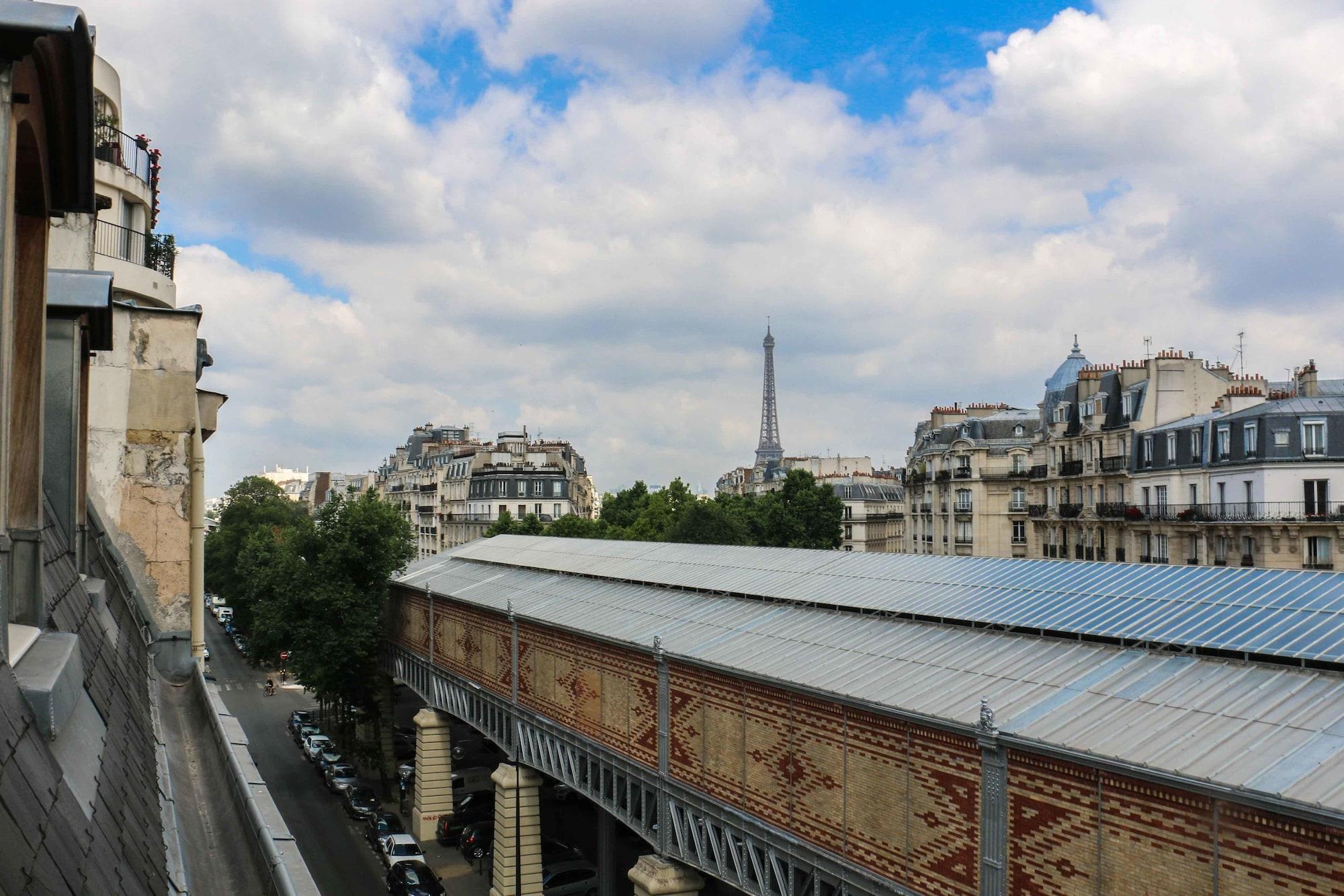 Hotel Vic Eiffel Parigi Esterno foto