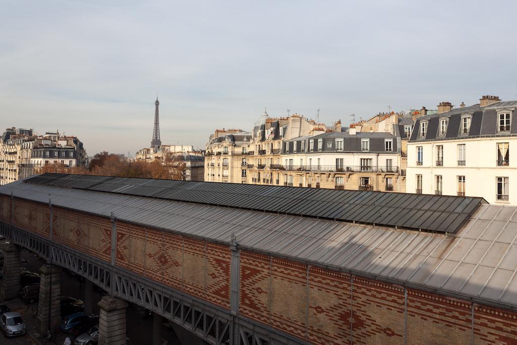 Hotel Vic Eiffel Parigi Esterno foto